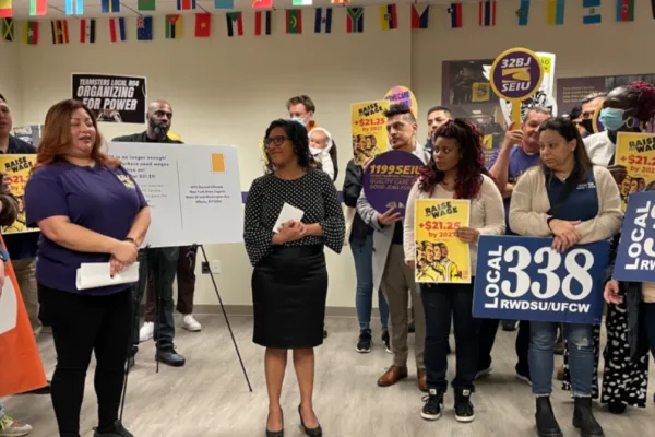 LIBN: On LI, A Push to Raise the Minimum wage