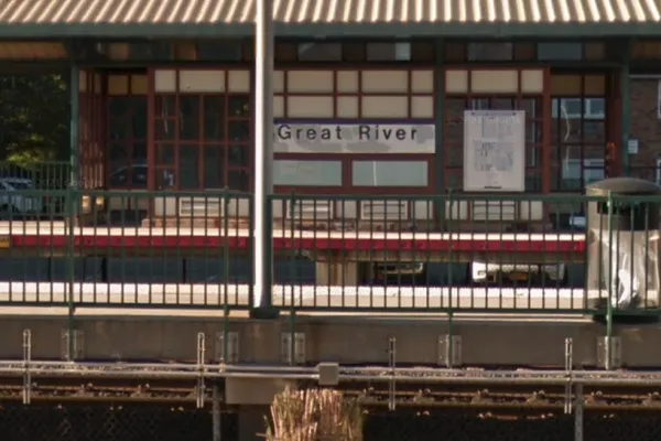Great River LIRR