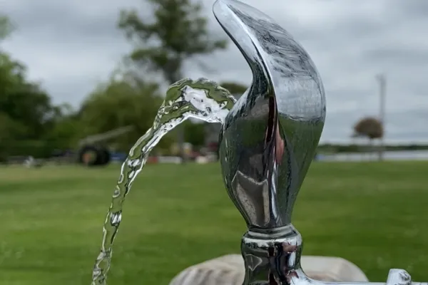Water fountain
